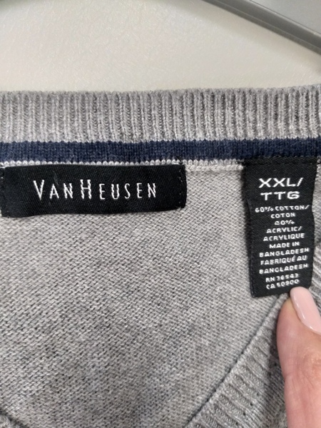 ЖИЛЕТ. VAN HEUSEN. РАЗМЕР 50-52