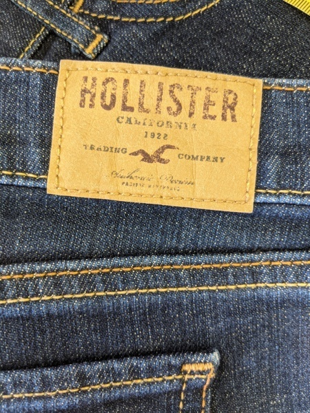 ШОРТЫ ДЖИНСОВЫЕ. HOLLISTER. Размер 46-48